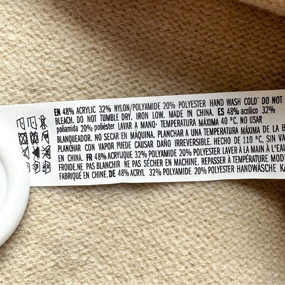 Free the Roses Oversized Hoodie Sweater - Picture 8 of 10